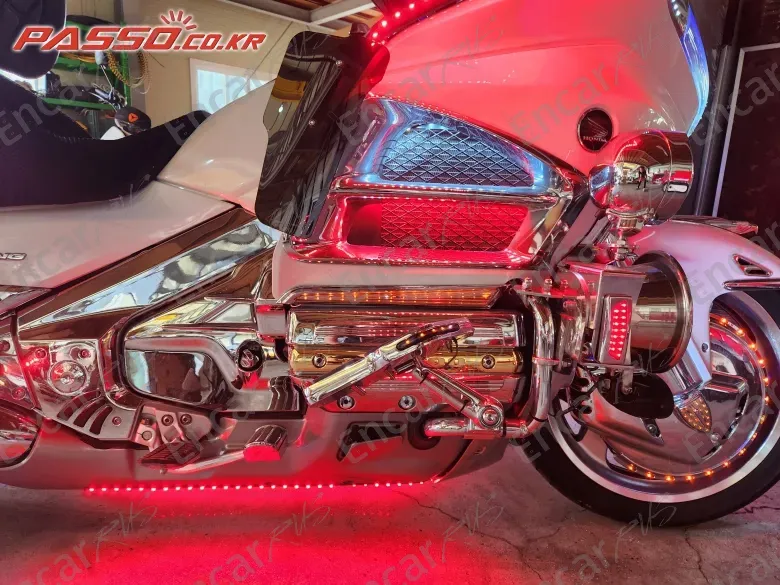 HONDA GOLDWING 1800 - фото 4