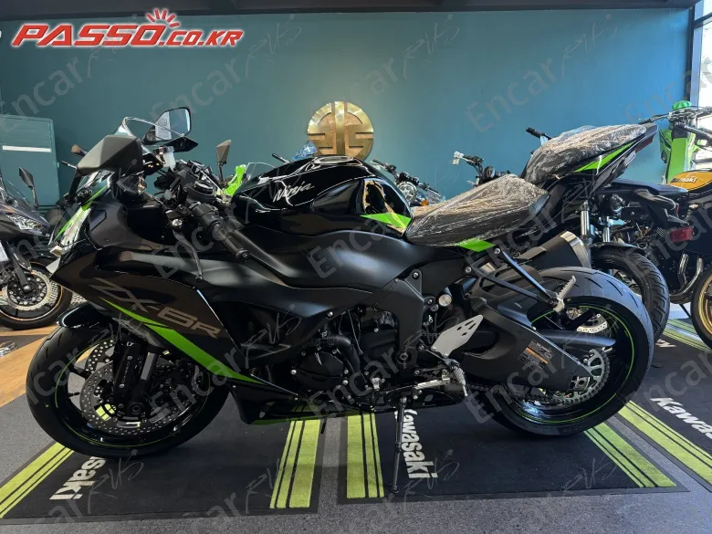 KAWASAKI ZX 6 R - фото 1