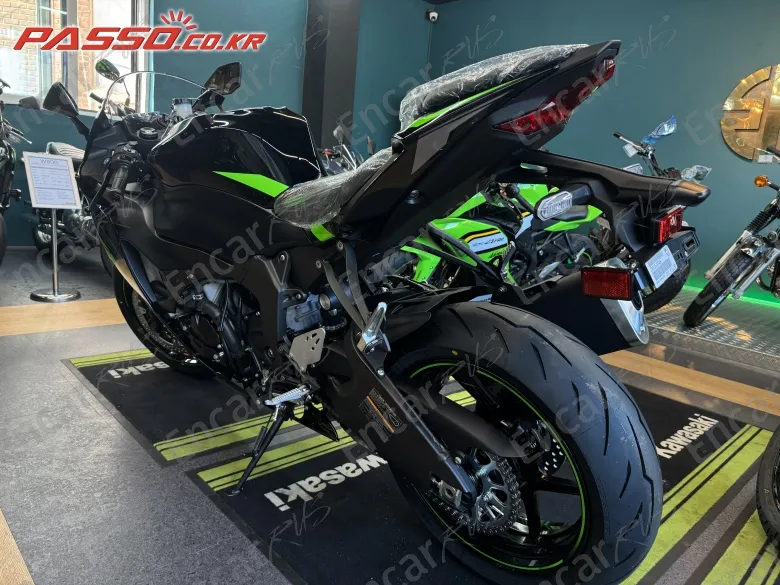 KAWASAKI ZX 6 R - фото 2