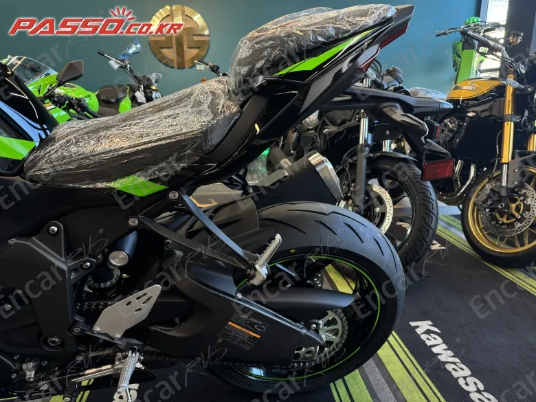 KAWASAKI ZX 6 R - фото 5