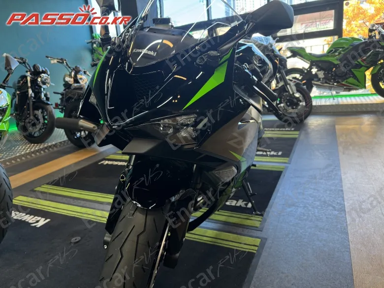 KAWASAKI ZX 6 R - фото 6