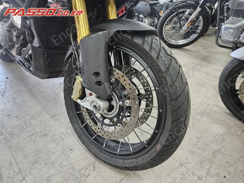 Aprilia Caponord 1200 - фото 4