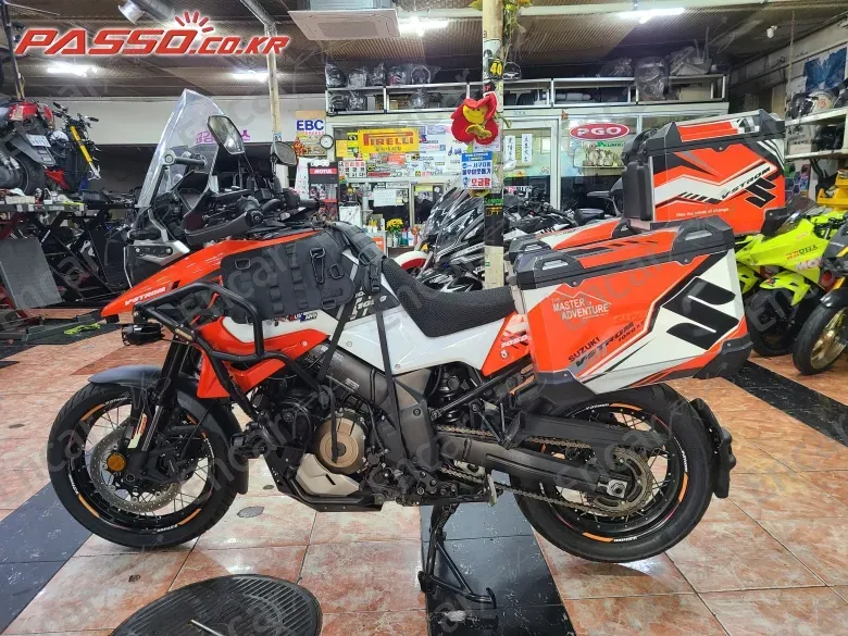 SUZUKI V STROM 1050 XT - фото 1