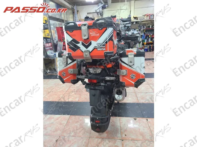 SUZUKI V STROM 1050 XT - фото 2