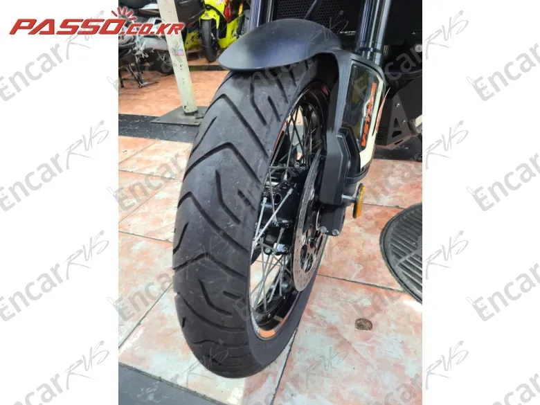 SUZUKI V STROM 1050 XT - фото 5
