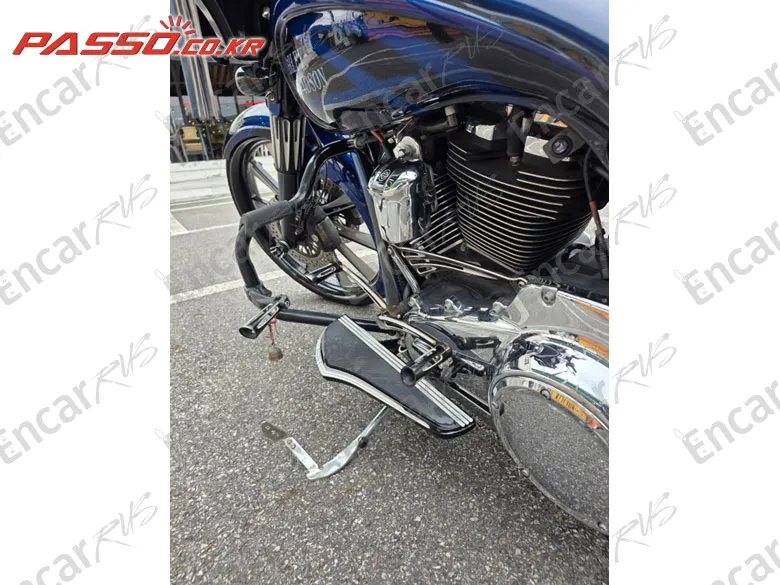 HARLEY-DAVIDSON FLHX - фото 5