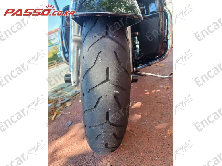 HARLEY-DAVIDSON FLHX - фото 5
