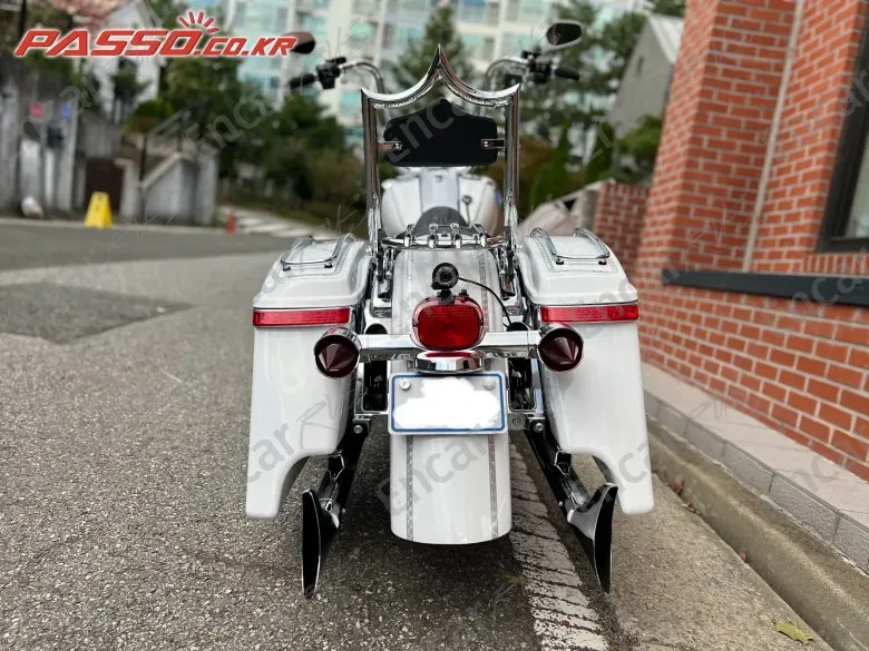 HARLEY-DAVIDSON FLHR - фото 2