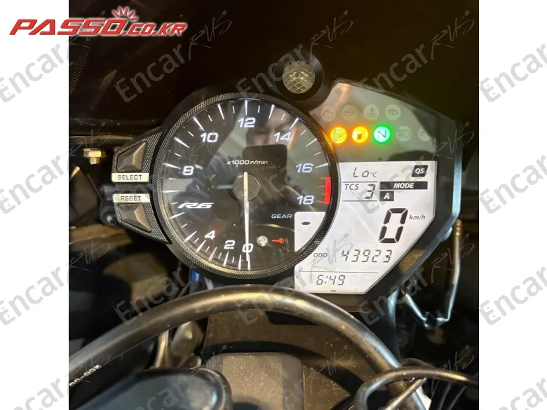 Yamaha Yzf R6 - фото 4