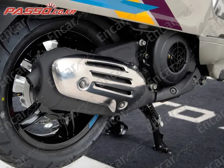 Vespa Primavera 125 Abs - фото 6