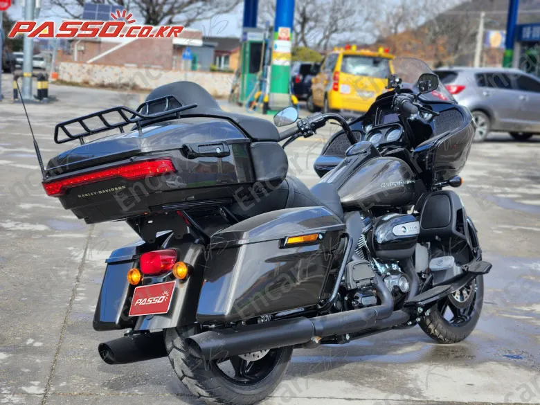 Harley-Davidson Road Glide Limited - фото 2