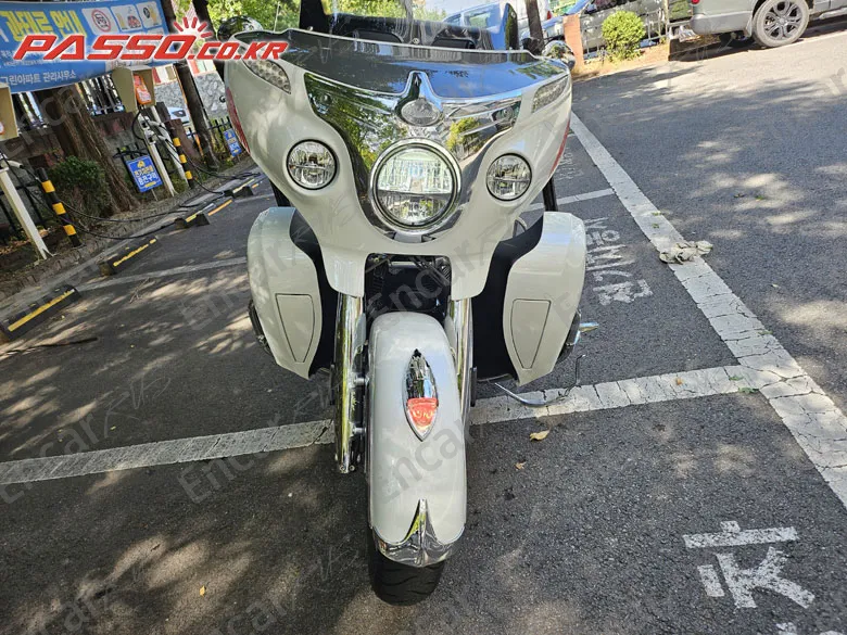 Indian Chief Roadmaster - фото 4