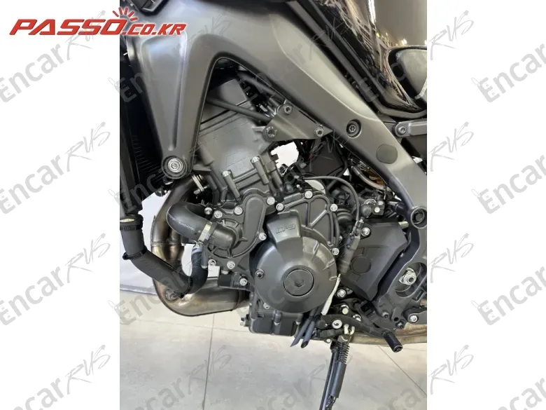 YAMAHA MT 09 SP - фото 4