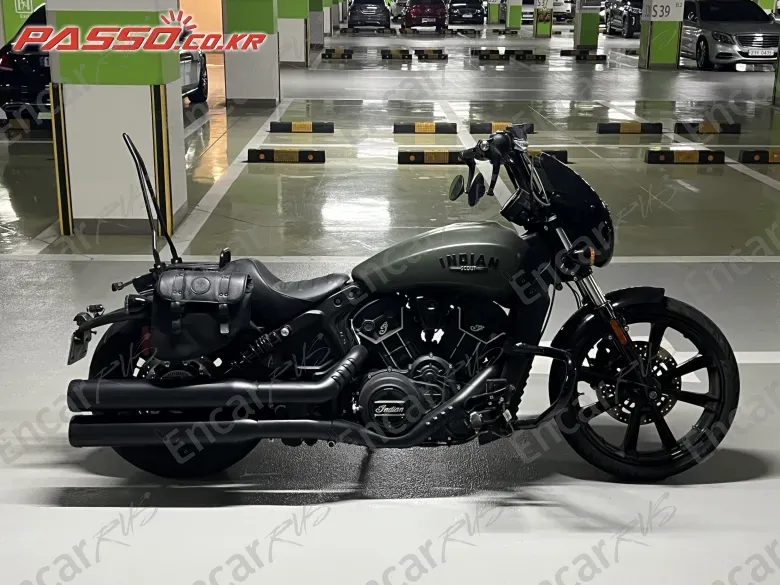 Indian Scout Rogue - фото 0