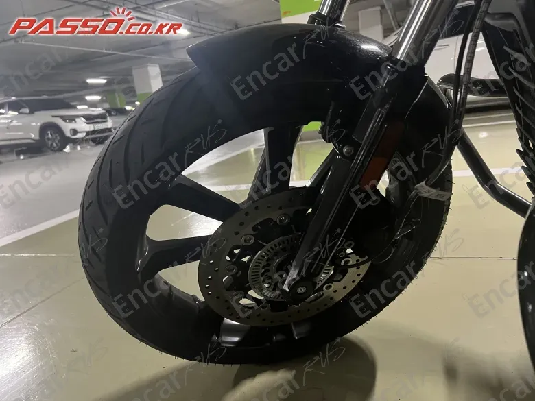 Indian Scout Rogue - фото 5