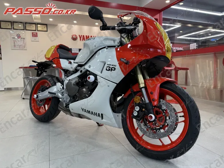 YAMAHA XSR 900 GP - фото 0