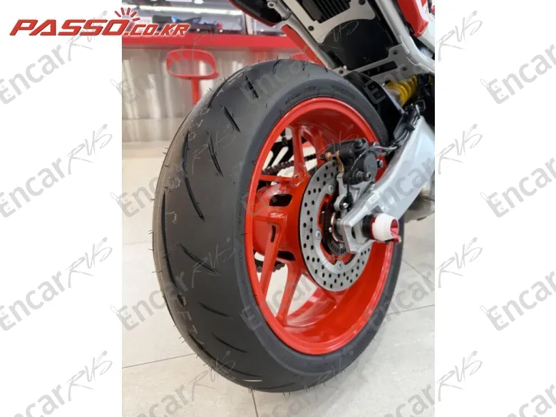 YAMAHA XSR 900 GP - фото 5