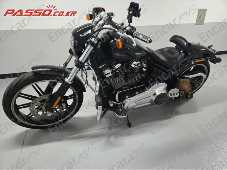 HARLEY-DAVIDSON BREAKOUT 114 - фото 1