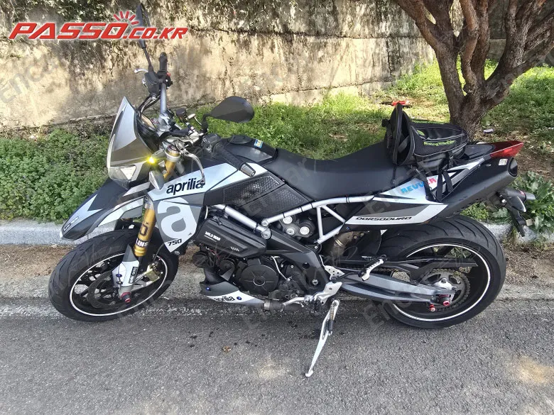 Aprilia Dorsoduro 750 - фото 1