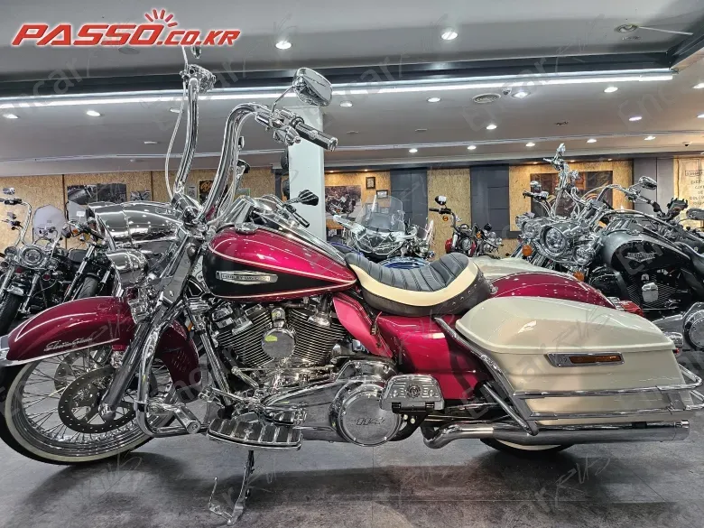 Harley-Davidson Electra Glide Highway King - фото 1