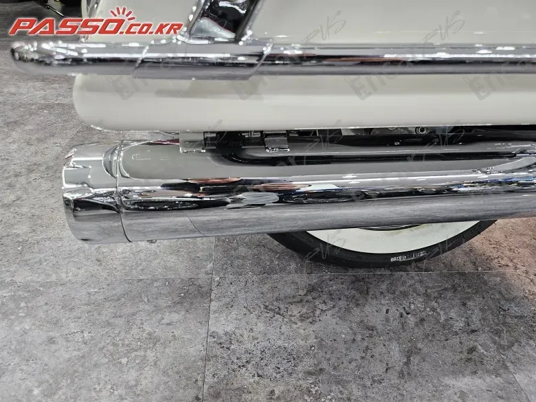 Harley-Davidson Electra Glide Highway King - фото 6