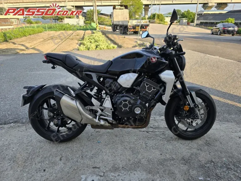 Honda Cb 1000 R - фото 0