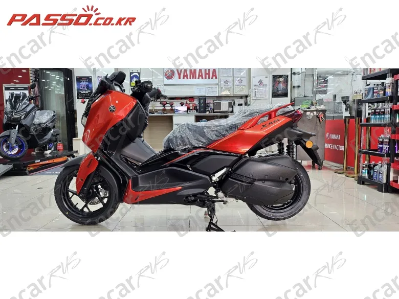 YAMAHA X MAX 300 ABS - фото 1