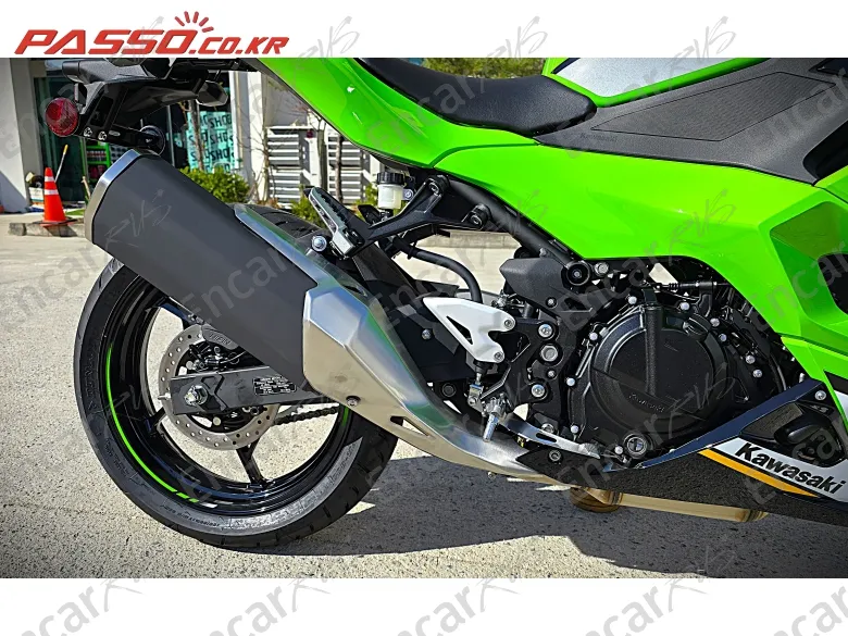 KAWASAKI ZX 500 R - фото 6