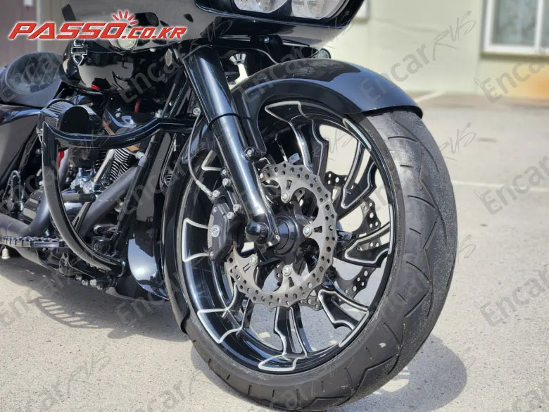 Harley-Davidson Road Glide St - фото 5