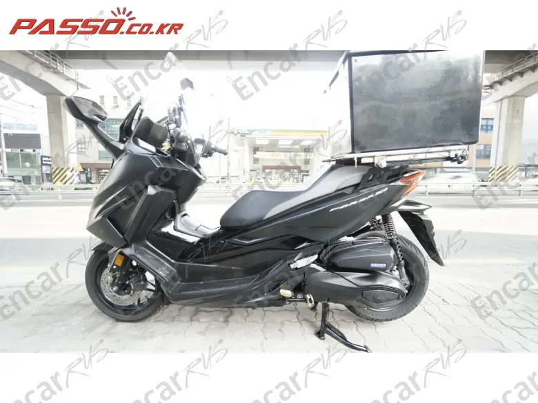 HONDA FORZA 350 - фото 1