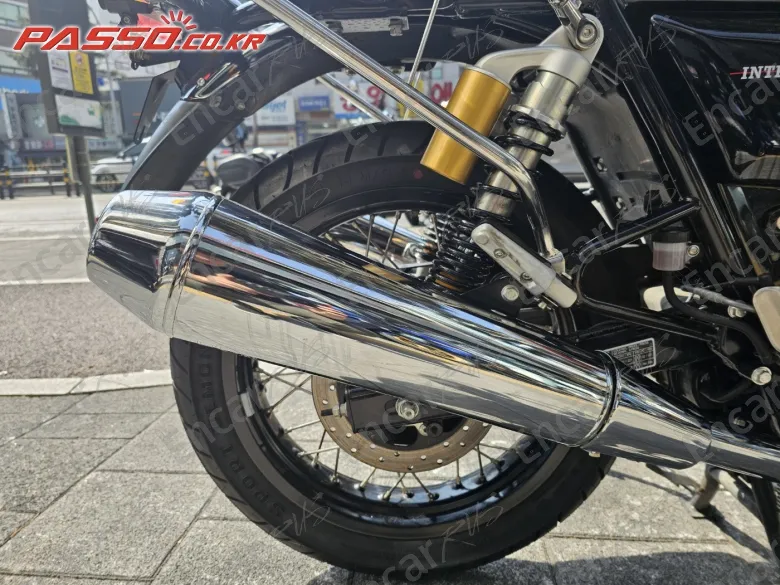 Royal Enfield Interceptor 650 - фото 6