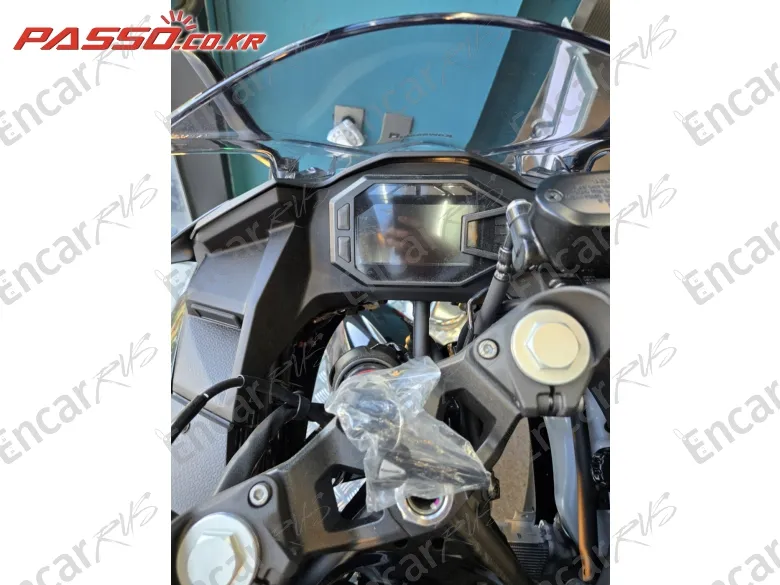 KAWASAKI ZX 500 R - фото 3