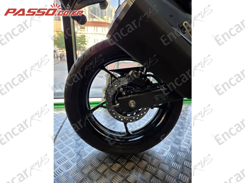 KAWASAKI ZX 500 R - фото 5