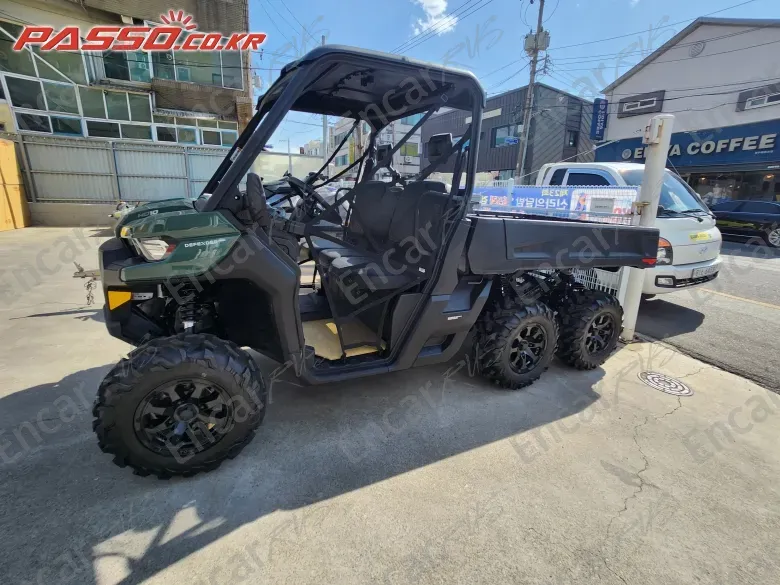 BRP CAN-AM DEFENDER 6x6 DPS - фото 1