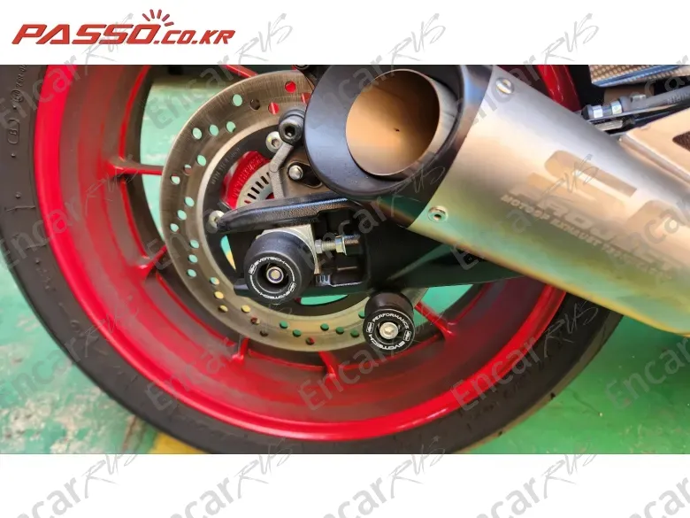 SUZUKI GSX 8 R - фото 6