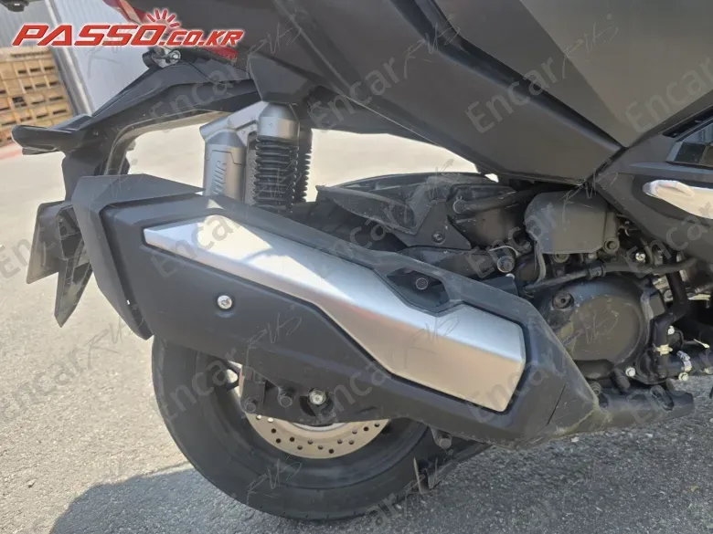 HONDA ADV 350 - фото 6