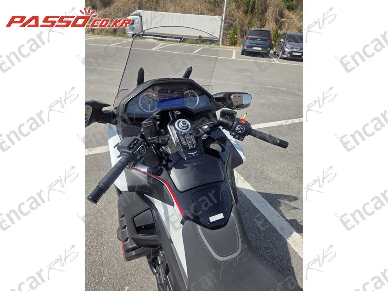 Honda Goldwing Tour Dct Airbag - фото 3