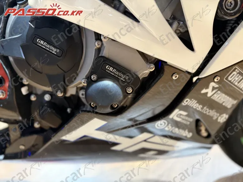 Bmw Hp4 Race - фото 4