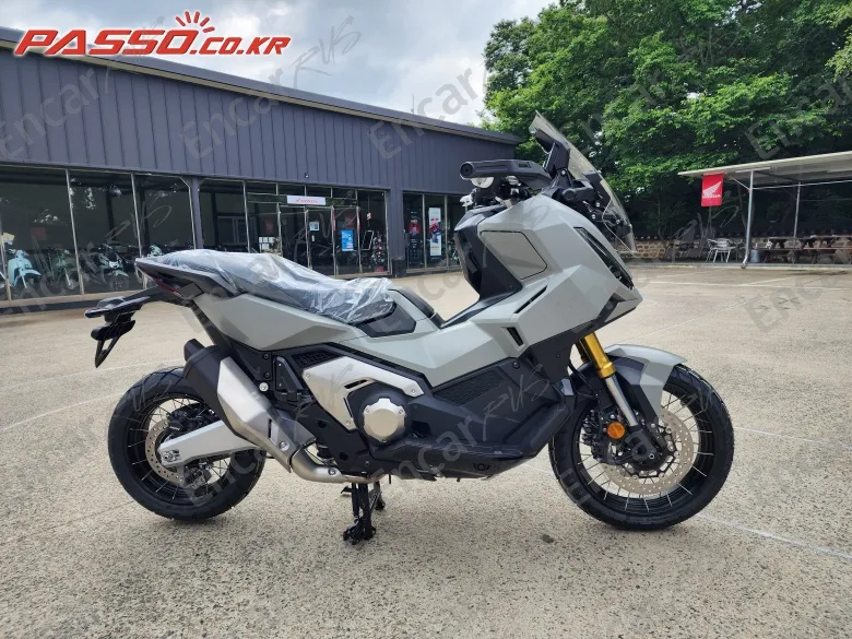 HONDA X ADV - фото 0