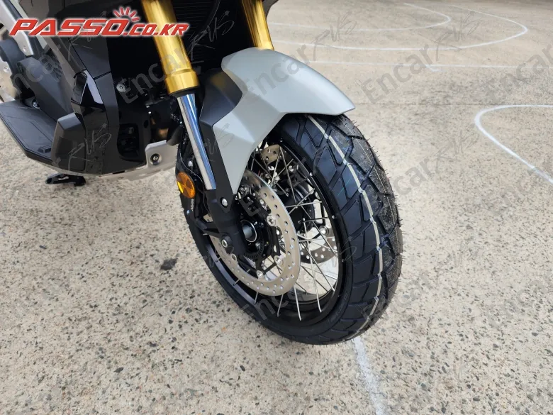 HONDA X ADV - фото 5