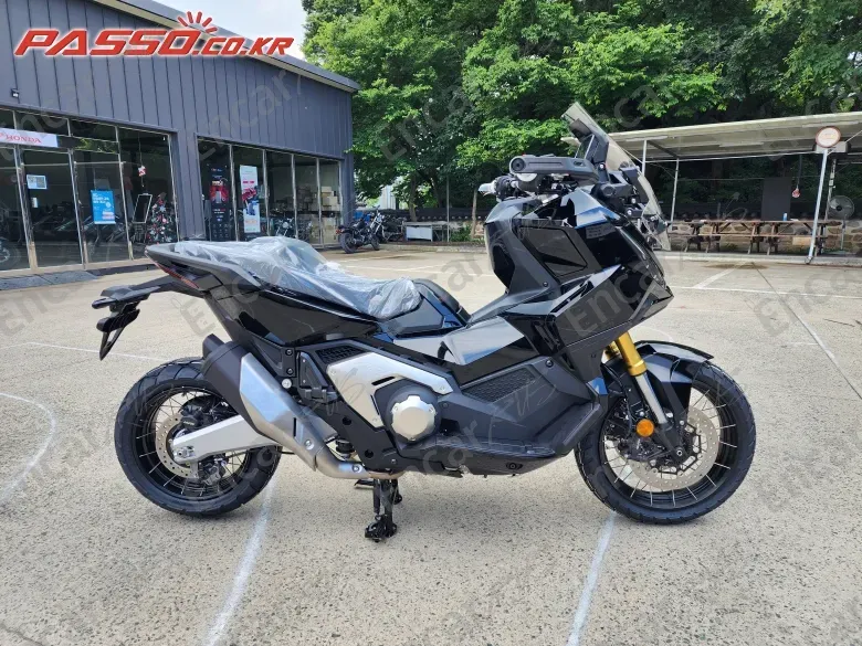 Honda X Adv
