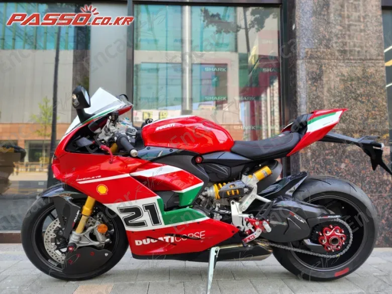 Ducati Panigale V2 - фото 1
