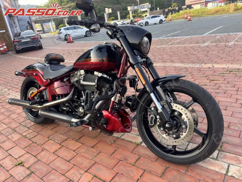 Harley-Davidson Cvo Breakout - фото 4