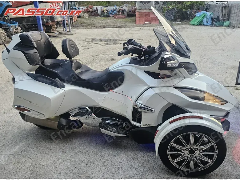 BRP CAN-AM SPYDER RT LIMITED - фото 0