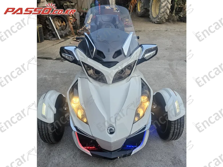 BRP CAN-AM SPYDER RT LIMITED - фото 5