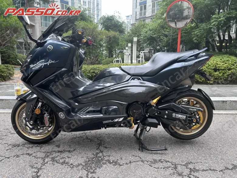 YAMAHA T MAX 560 - фото 4