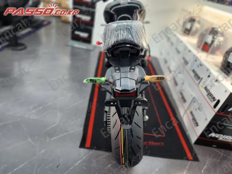 Yamaha Xsr 900 - фото 2