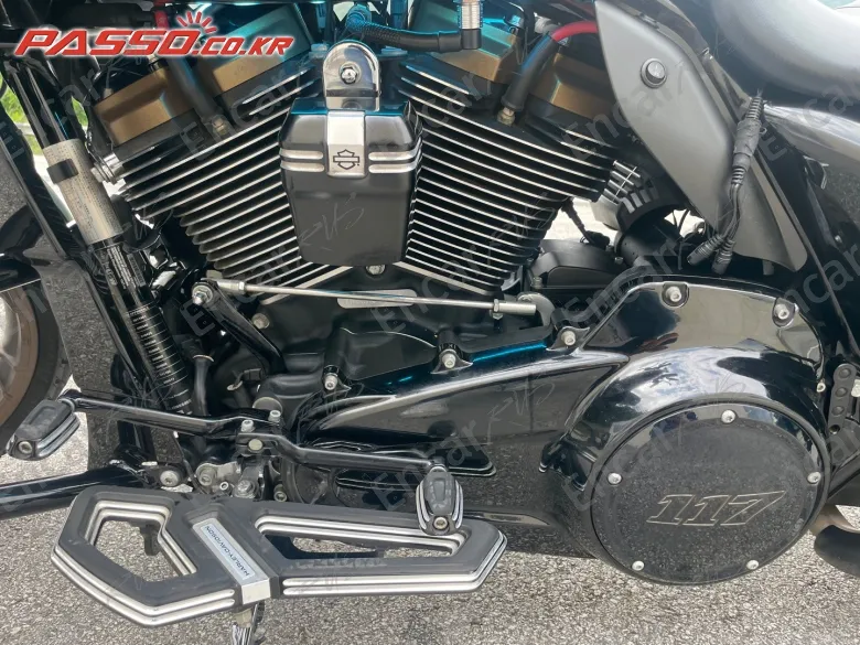Harley-Davidson Road Glide St - фото 4