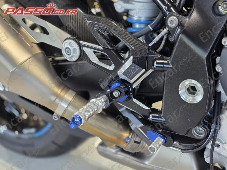 BMW M 1000 R - фото 4