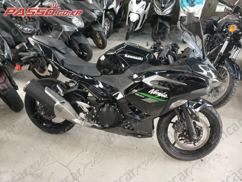 KAWASAKI ZX 500 R - фото 0